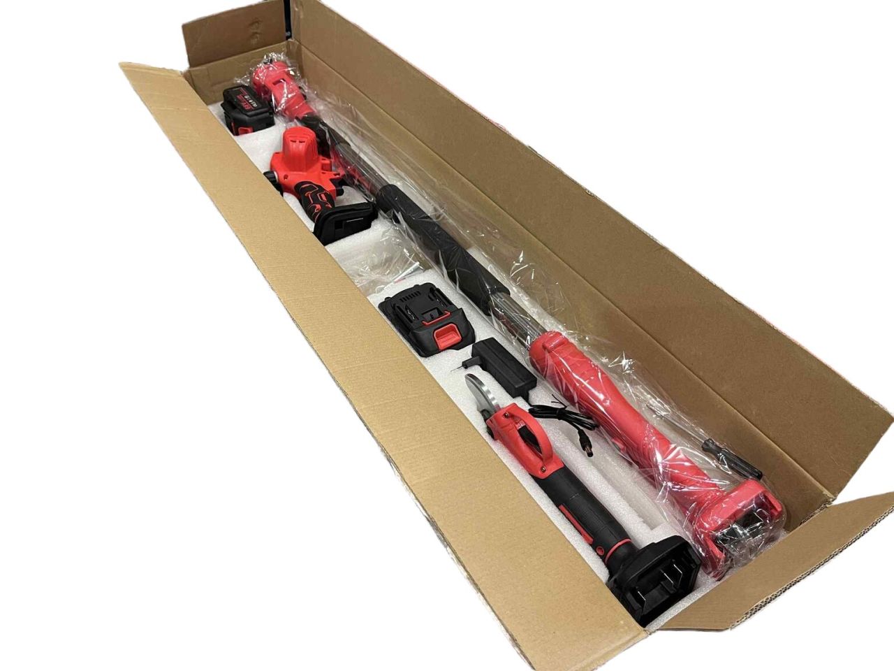 Akkus magassági ágvágó szett metsző ollóval és mini láncfűrésszel 2db akku + töltő