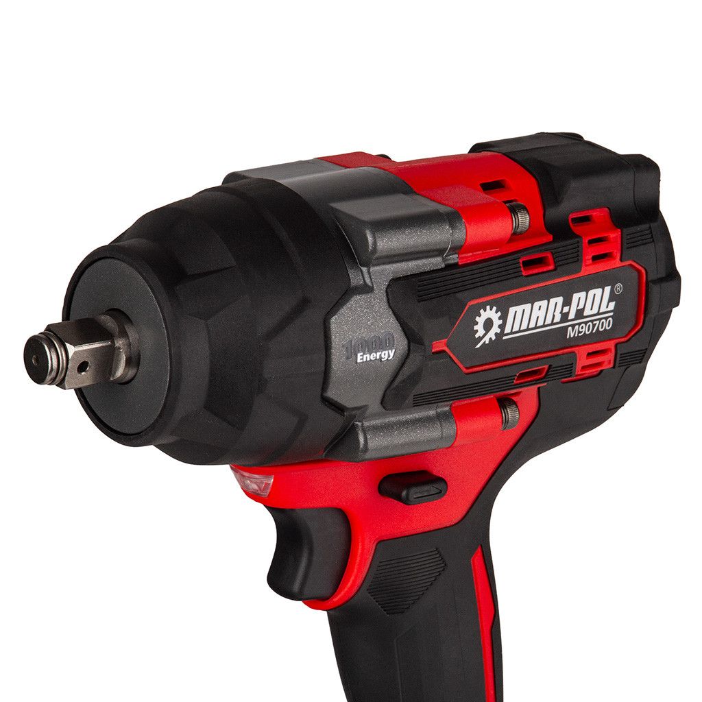 Mar-Pol M90700 ütve csavarozó 1/2" 1000nm 2db akku + töltő Mar-Pol M90700 ütve csavarozó 1/2" 1000nm 2db akku + töltő